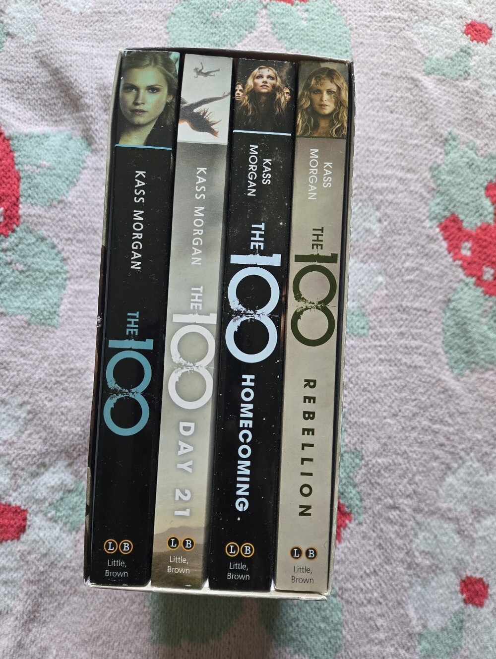 The 100 Book Box Set Paperbacks By Kass Morgan